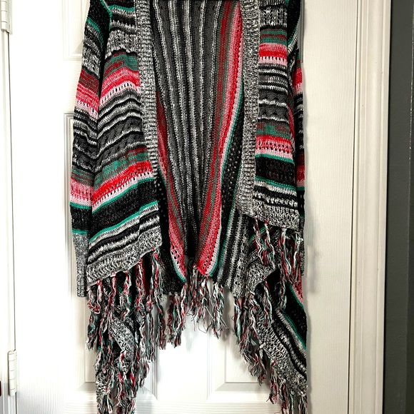 Poof! Tops - BOHO STRIPE FRINGE SWEATER CARDIGAN